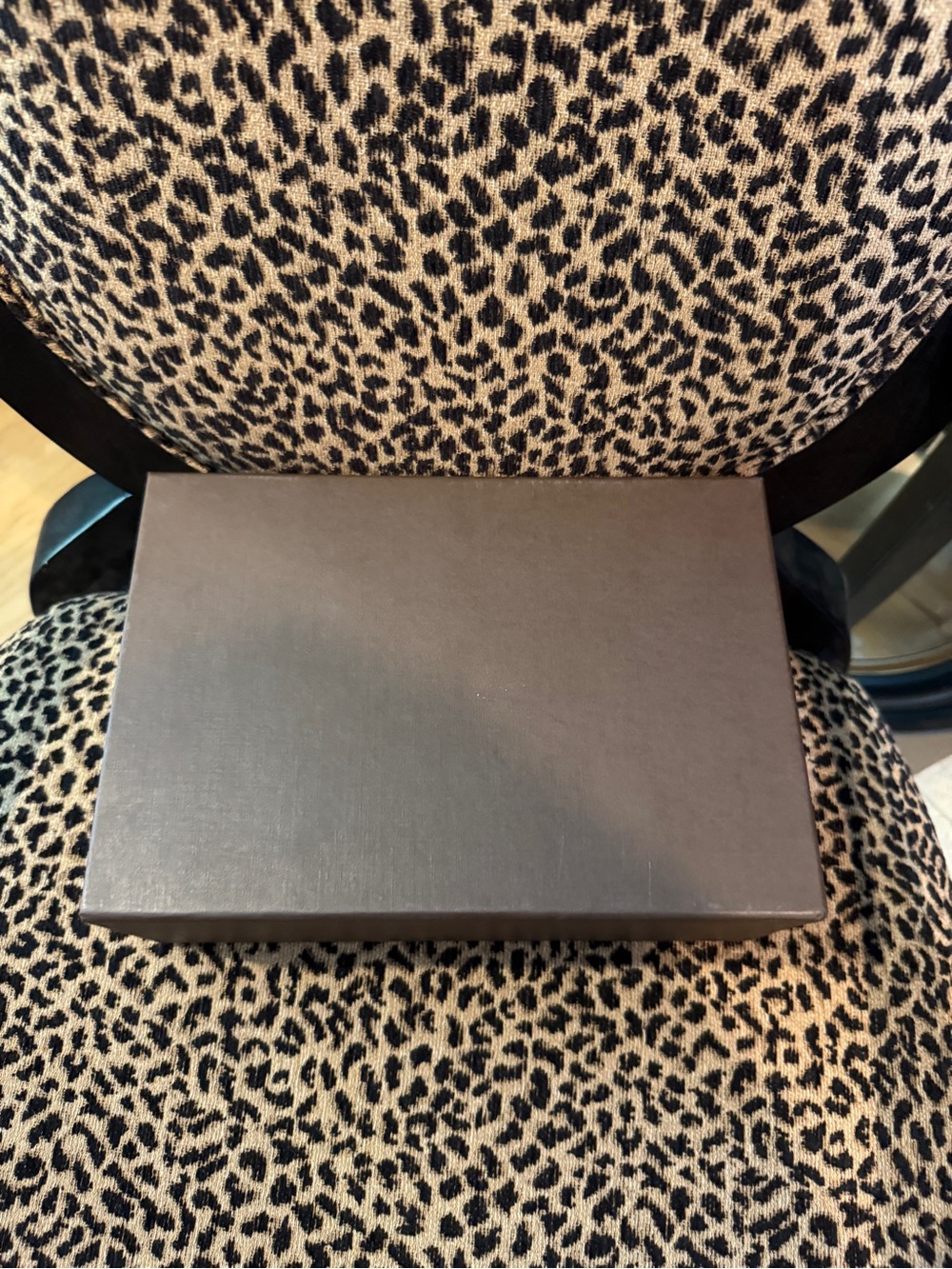 Accessory Box Identification - Picture 6 of 15